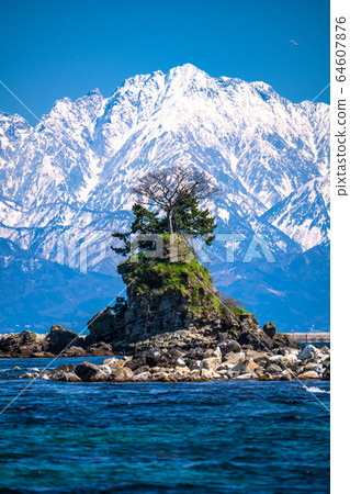 <富山縣>天原海岸,名和,立山山脈 <富山縣>天原海岸,名和,立山山脈 64607876