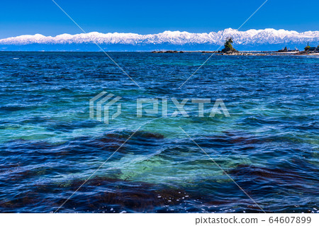 <富山縣>天原海岸，名和，立山山脈 64607899