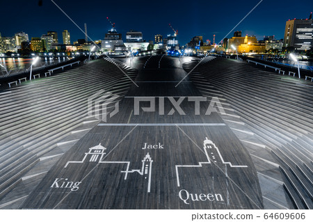 Yokohama Osanbashi Yokohama Three Tower Art 64609606