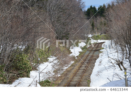 薩比奈-豐岡區JR北海道薩摩納線，紀葉40-400（內江） 64613344