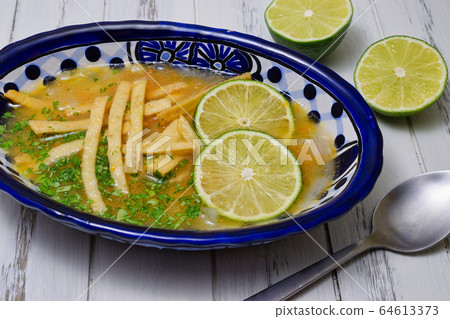 Sopa de lima (Mexican food) Sopa de lima (Mexican food) 64613373