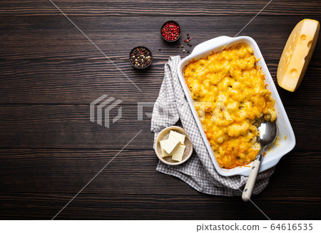 Macaroni and cheese in casserole Macaroni and cheese in casserole 64616535