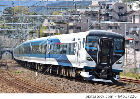 Tokaido Main Line Manazuru JR East E257 2000 series NA-04 formation (Omiya) "Odoriko" 64617226