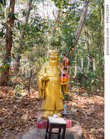 Wat Umong Suan Puthatham is Old traditional 64622894