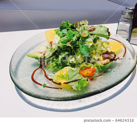 Lunch outdoors in summer 64624318