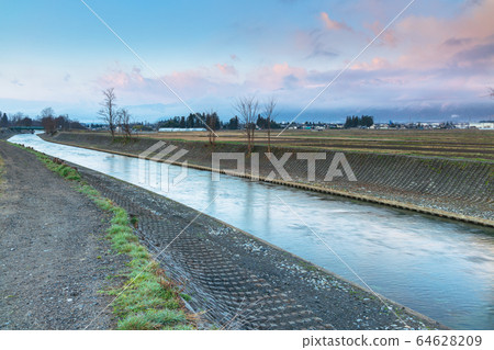 Manmizu River: Seseragi no Koji: Dawn Hodaka, Azumino-shi 64628209