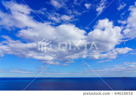雲彩和藍天 雲彩和藍天 64628658