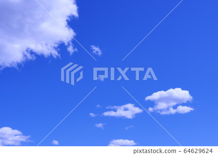 晴朗的天空,雲 晴朗的天空,雲 64629624