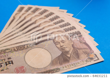 100,000 yen cash benefit cash 100,000 yen cash benefit cash 64631211