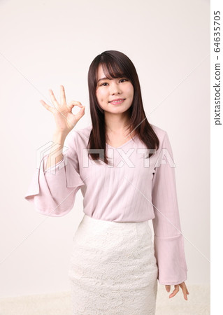 A woman who is okay 64635705