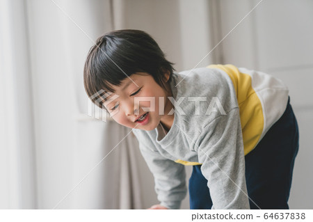3 years old, younger, person 64637838
