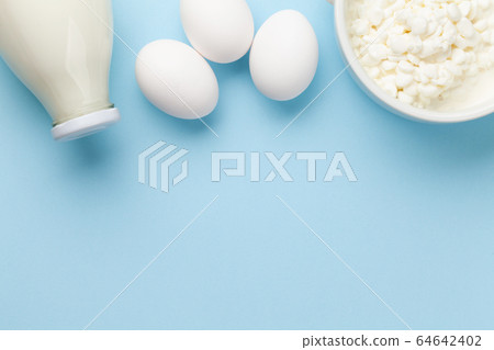 Dairy products, milk, cottage cheese and eggs 64642402