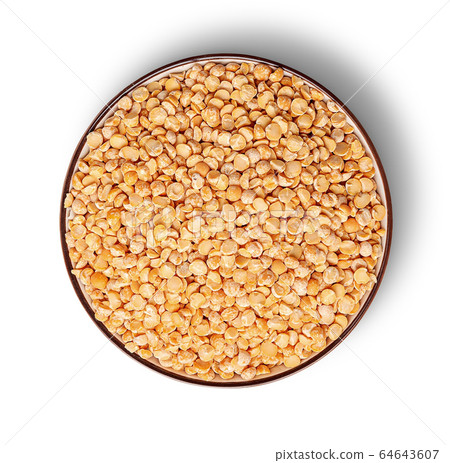 Peas in a bowl from above Peas in a bowl from above 64643607