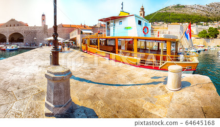 Old port of the historic town Dubrovnik. 64645168