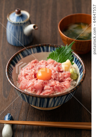 Negitoro on a bowl 64647557