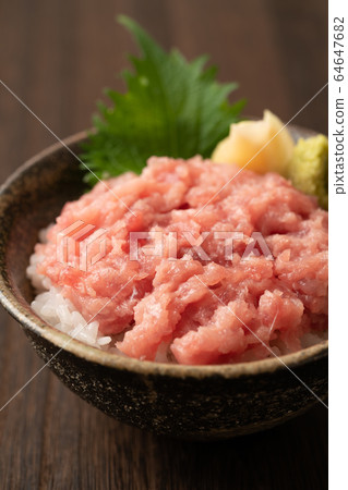Negitoro on a bowl 64647682