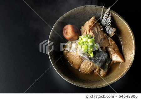 Sawara plum stew 64648906
