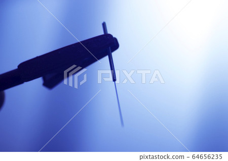 EPI dry needling physiotherapy 64656235