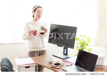 Teleworker woman Teleworker woman 64657334