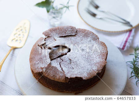 Gateau chocolat  64657833