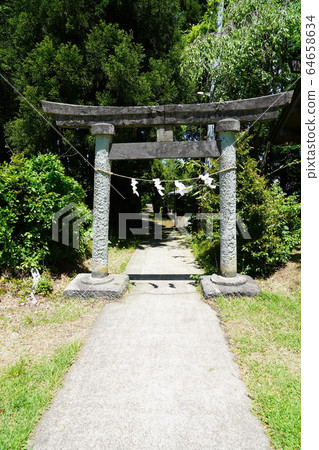 新潟縣上越市高知市的Kotajinja Ichi no Torii神社 新潟縣上越市高知市的Kotajinja Ichi no Torii神社 64658634