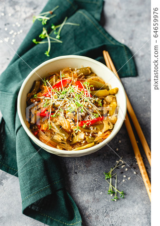 Noodles and green beans. Noodles and green beans. 64659976