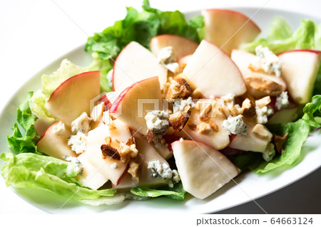 蘋果堅果藍紋奶酪沙拉 64663124