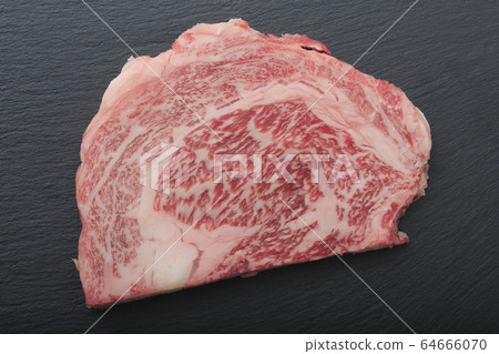 日本黑牛肋排牛排 64666070