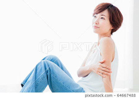 美容女人皮膚護理美容美女 美容女人皮膚護理美容美女 64667488