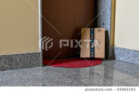 Turin, Piedmont, Italy. April 2020. Quarantine and 64668165