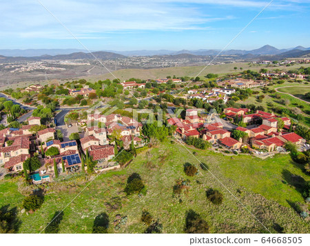 Big luxury executive house with pool in a the green valley in private community Big luxury executive house with pool in a the green valley in private community 64668505