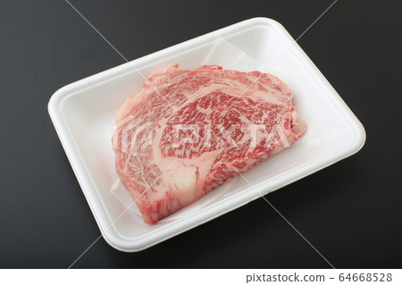 日本黑牛肋排牛排 日本黑牛肋排牛排 64668528