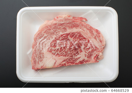 日本黑牛肋排牛排 日本黑牛肋排牛排 64668529
