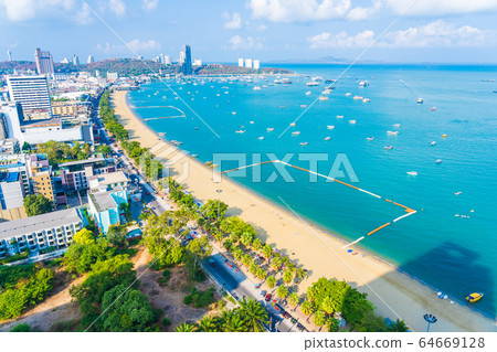 Beautiful tropical beach sea ocean bay and architecture building in Pattaya city Thailand Beautiful tropical beach sea ocean bay and architecture building in Pattaya city Thailand 64669128