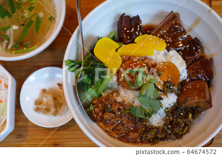 Roasted rice (ru rohan) 64674572