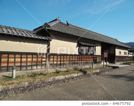 早春的前白井家庭正門 早春的前白井家庭正門 64675792