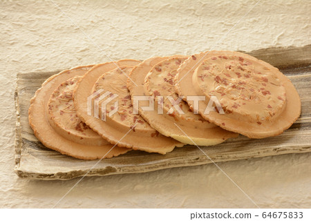 Southern crackers 64675833