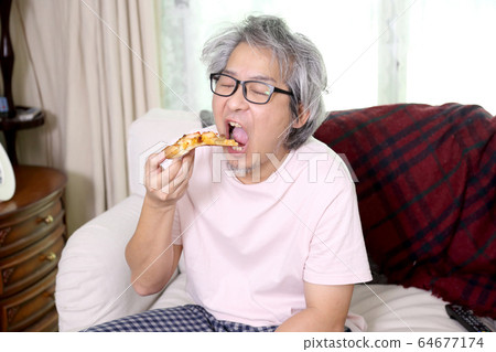 Eating Eating 64677174