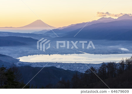 Mt. Fuji and Lake Suwa in Takaboc Plateau, Okaya, Nagano Prefecture Mt. Fuji and Lake Suwa in Takaboc Plateau, Okaya, Nagano Prefecture 64679609