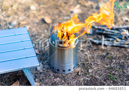 Camping material fire flame flame Camping material fire flame flame 64683851