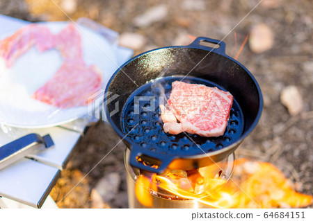 Camping material skillet burning fire stand Camping material skillet burning fire stand 64684151