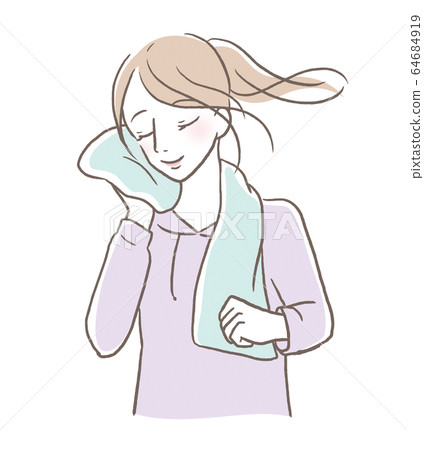 Women exercising 64684919