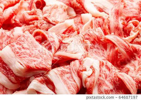 切塊牛肉（日本黑牛肉）。 64687197