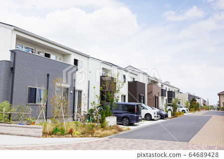 新建房屋 64689428