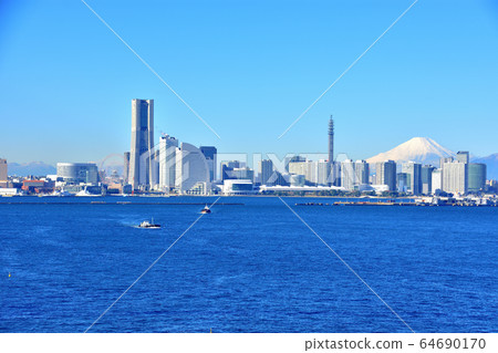 Minatomirai view of Mt. Fuji Minatomirai view of Mt. Fuji 64690170