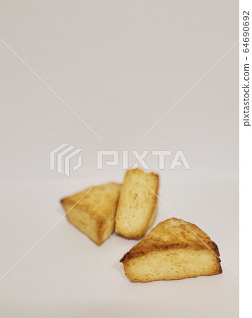 Delicious scones, bread, baking, bakery, triangle Delicious scones, bread, baking, bakery, triangle 64690692