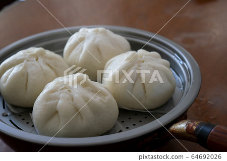 手工meat頭，新鮮蒸製 64692026