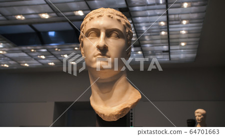 Ancient expanses of the famous Louvre Museum in Abu Dhabi. 64701663