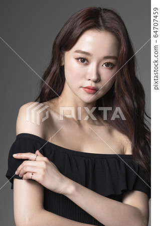女人美麗美女 64707459