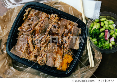 卡爾維盒飯 64710672